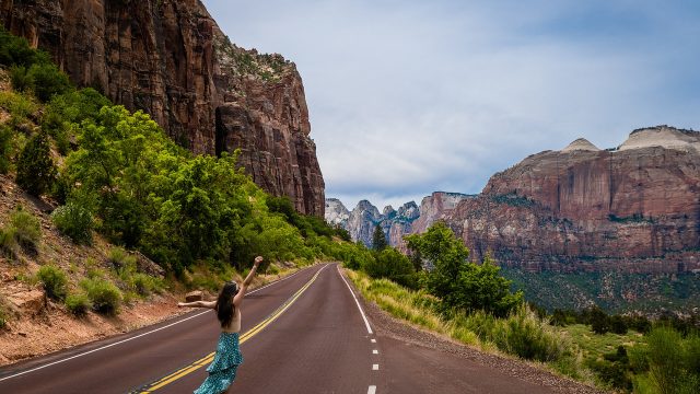 Road Highway Path Mountains Sky  - fdsfe67854 / Pixabay